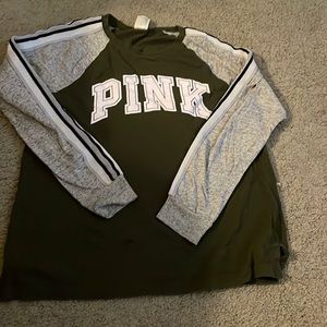 PINK Long sleeve campus tee